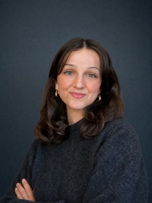 L&eacute;onie Larribau
